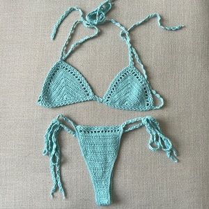 Tiger Mist, crochet bikini
